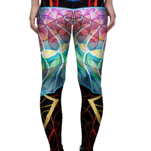 Art of One x Vision Lab Yoga Leggings Sz small
Original art by Derek Carpenter - Picture 16 of 16